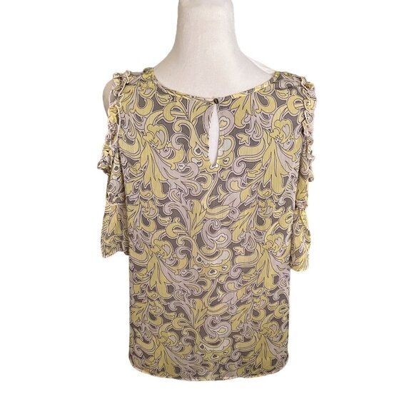 Cato NWT Cold Shoulder Blouse Gray & Yellow Floral Ruffle Trim JM Sportswear Siz - Picture 2 of 5